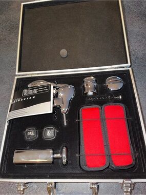 Chrome Wine Accessory Set with Red Felt Case Inserts